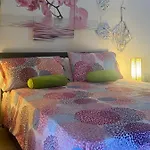 Апартаменти Paradise *