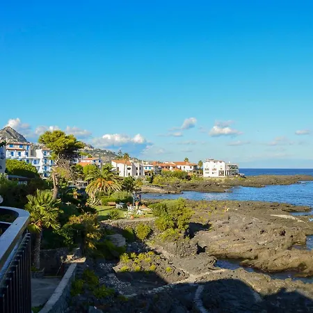 Paradise Apartment Giardini Naxos